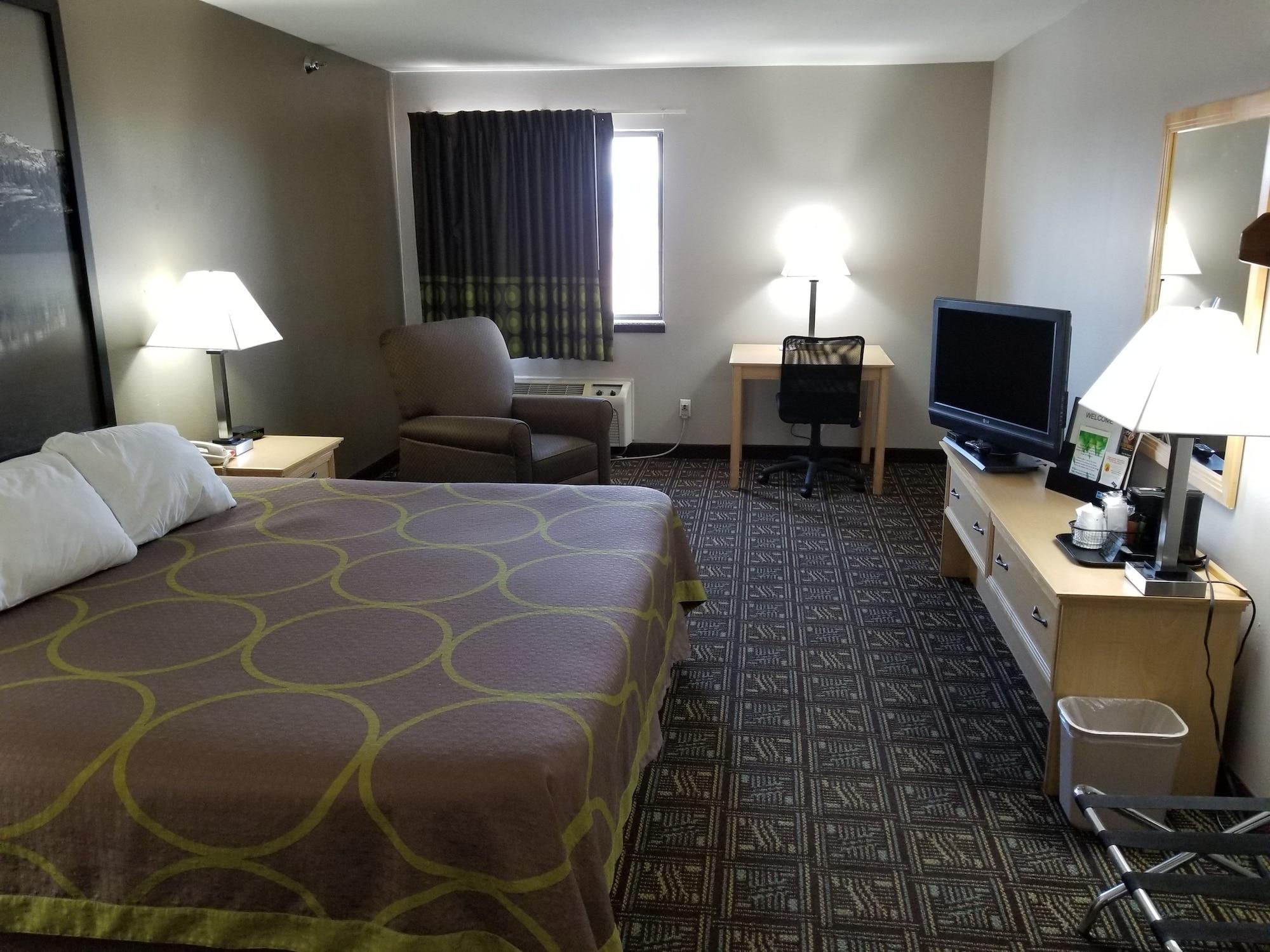 Super 8 By Wyndham Fort Collins Dış mekan fotoğraf